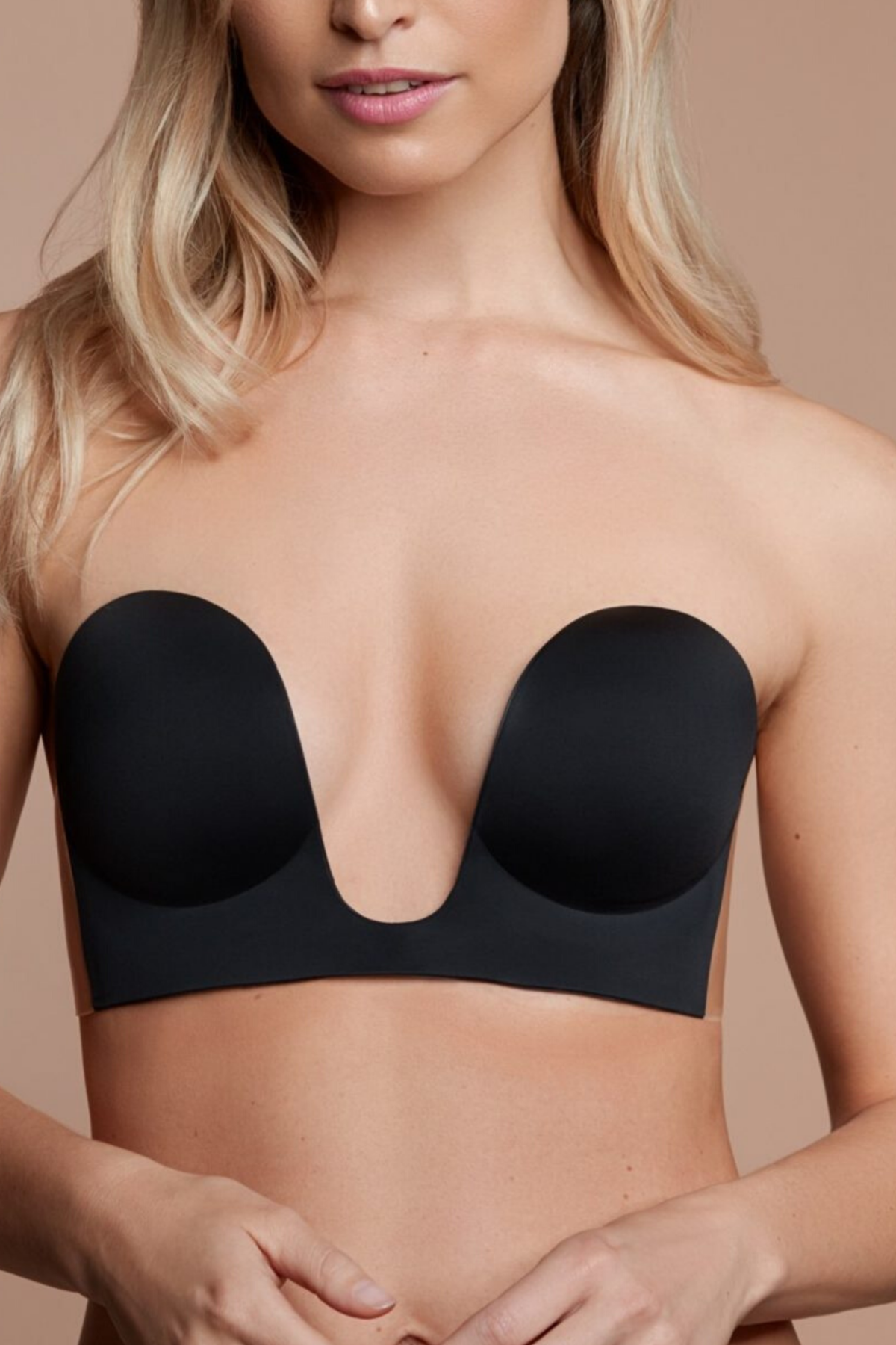 SEAMLESS U-STYLE BRA - BLACK
