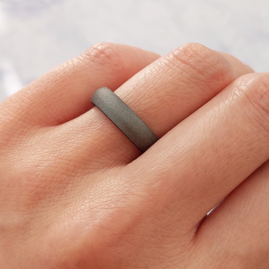 Dark Silver Breathable Silicone Ring - Arc 4mm or 6mm