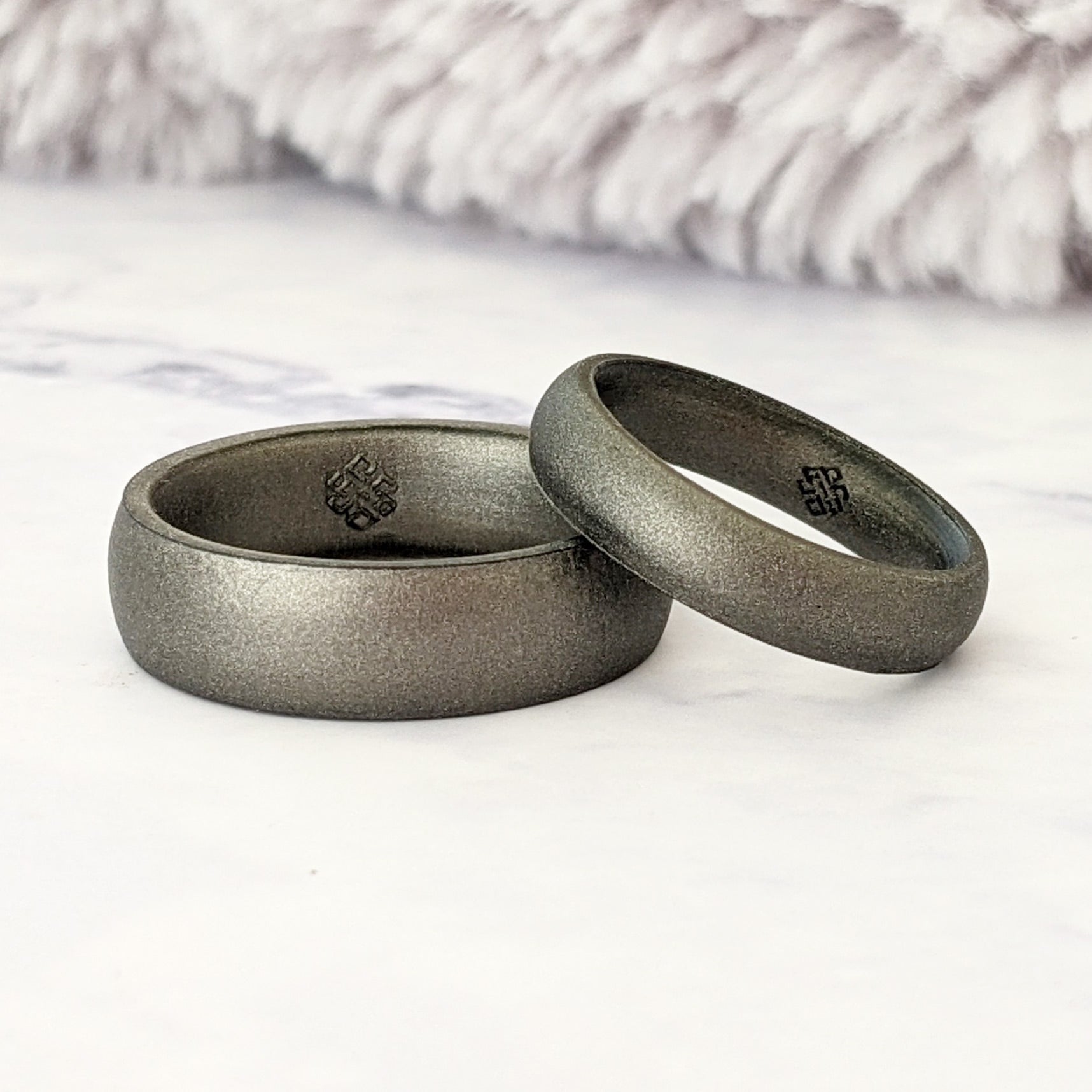 Dark Silver Breathable Silicone Ring - Arc 4mm or 6mm