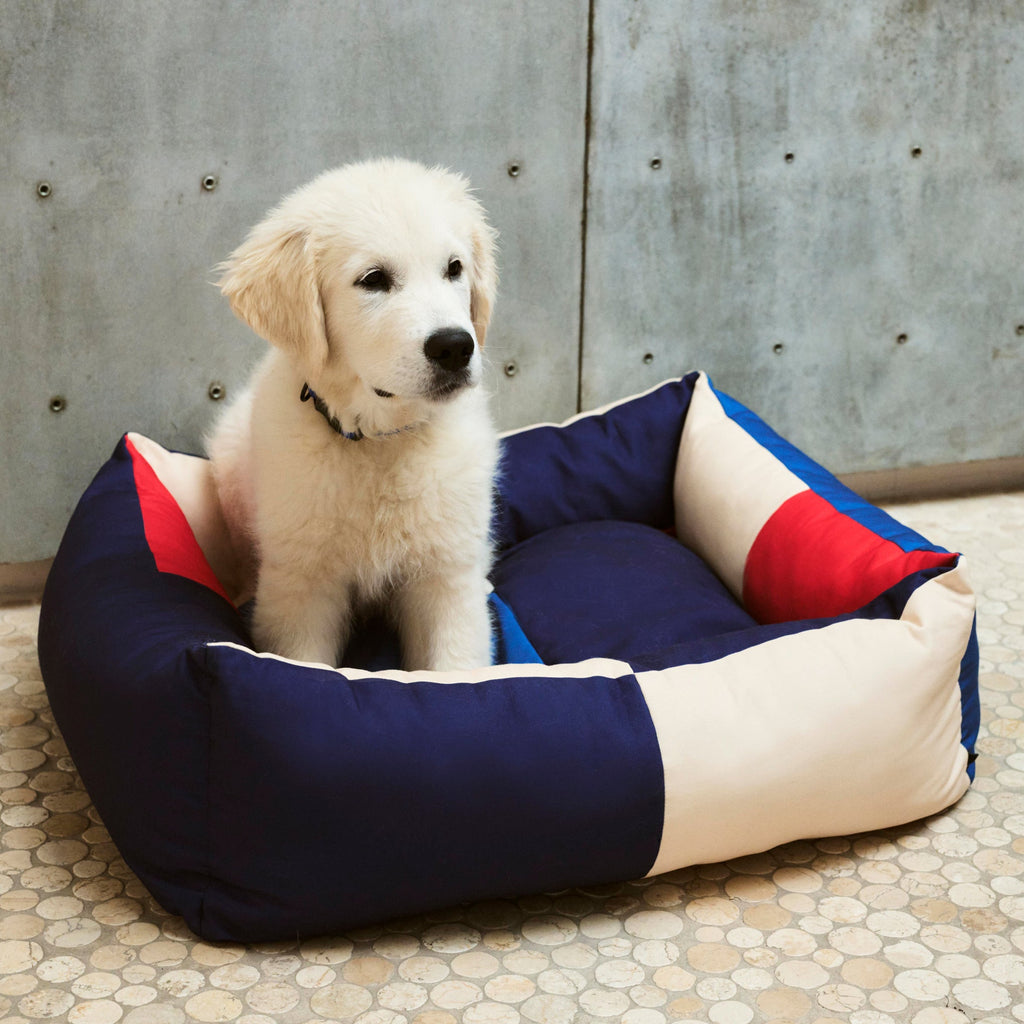 HAY Dog Bed in Recycled Polyester - Red/ Blue