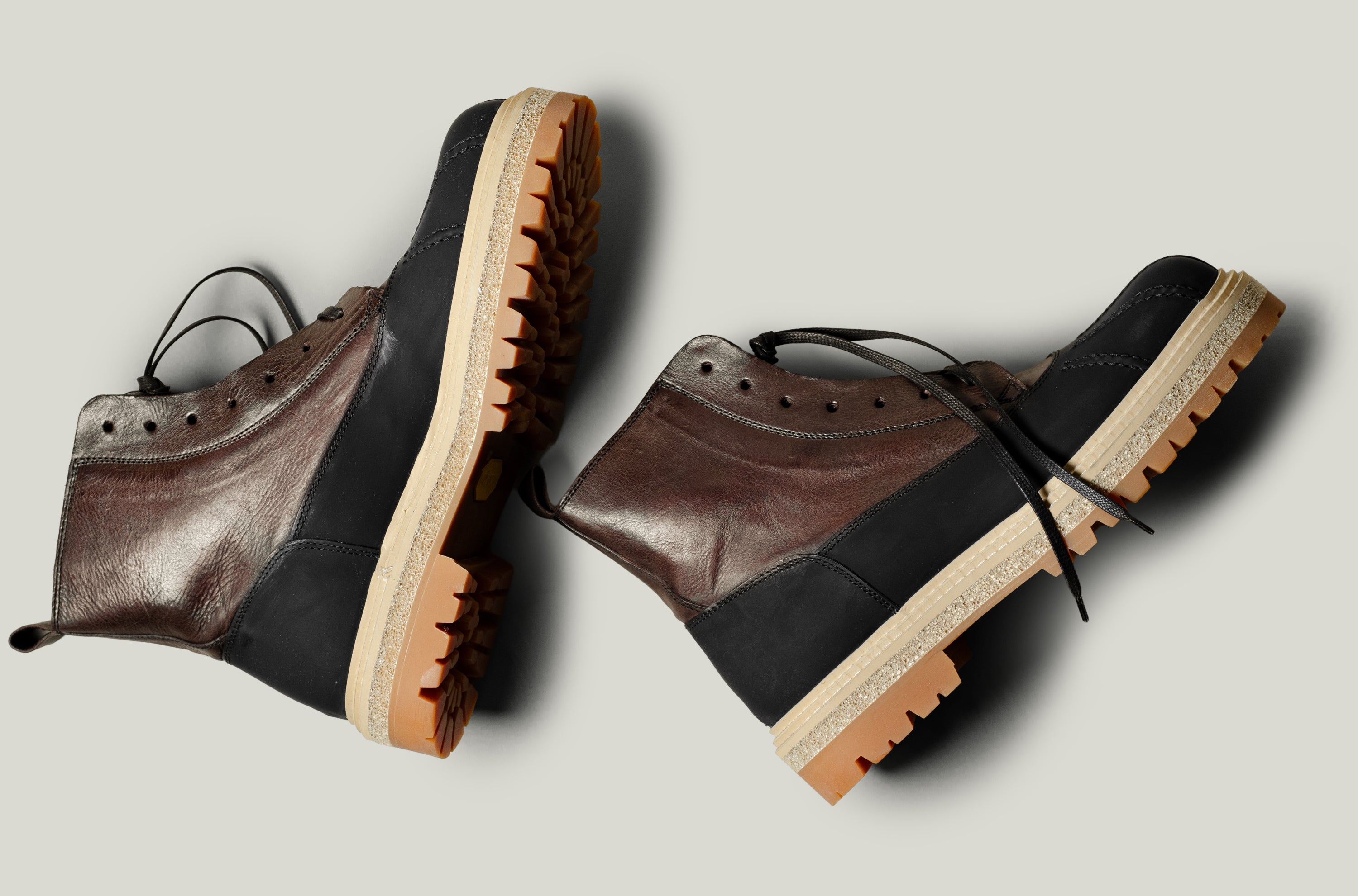 Alpine Duck Boots . Mud