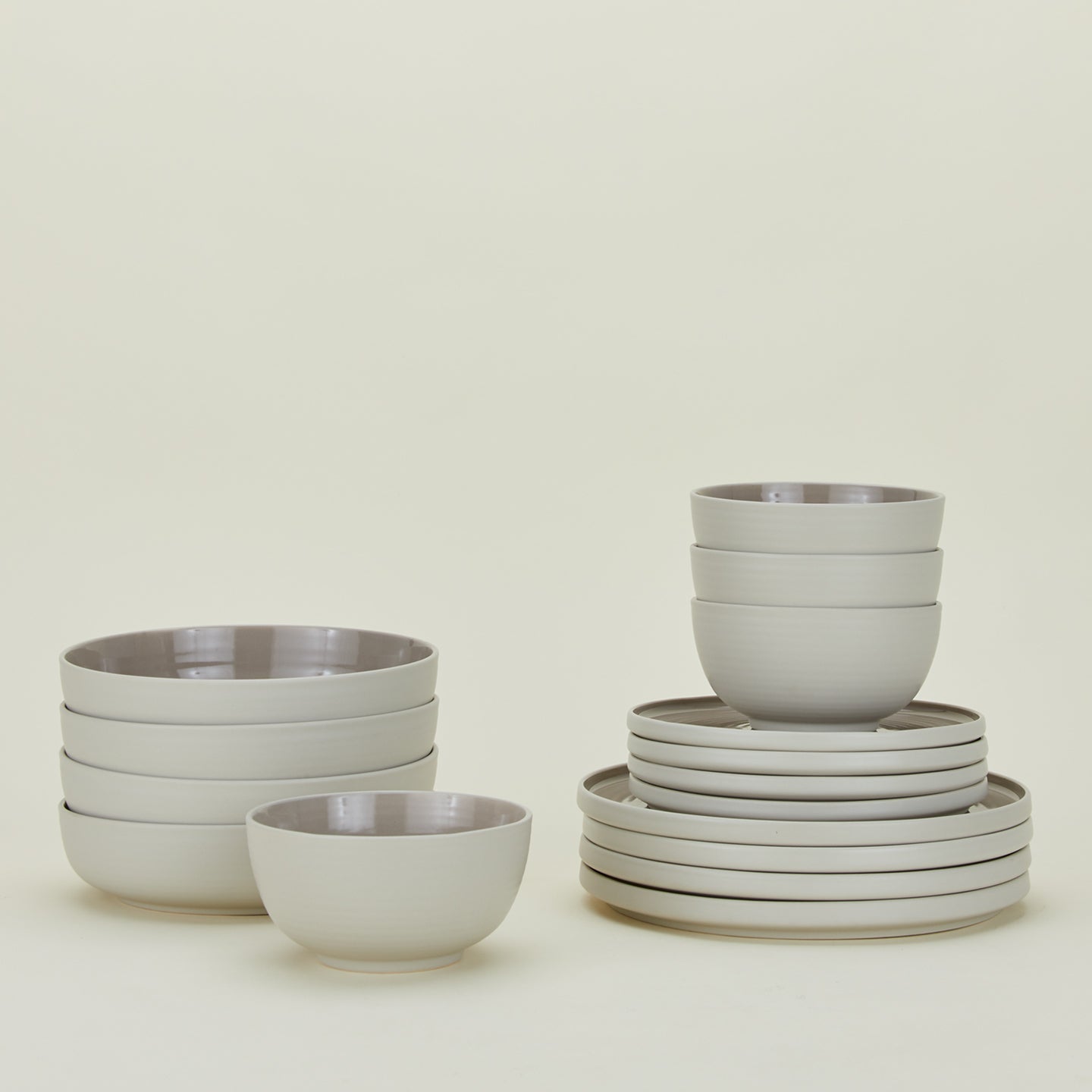 Essential Dinnerware, 16 Piece Set - Light Grey
