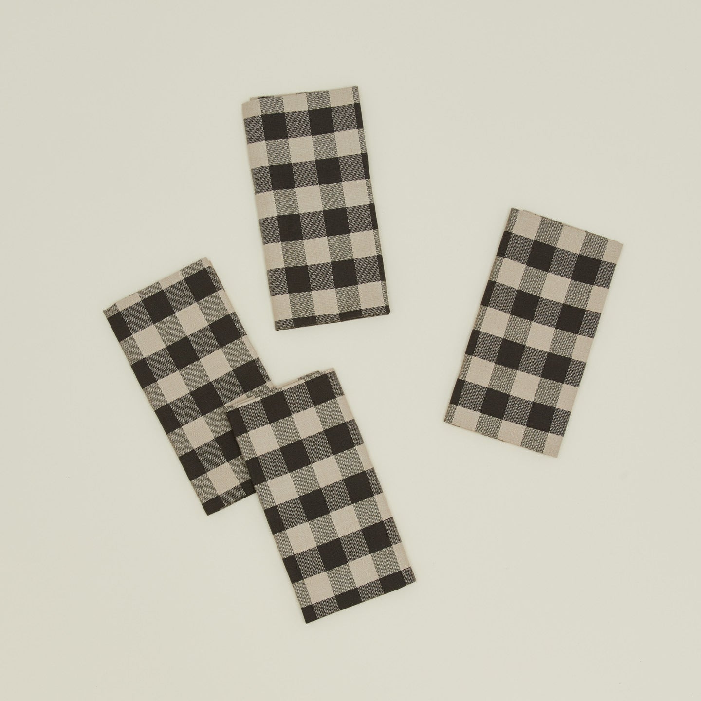 Essential Gingham Dinner Napkin, Set of 4 - Light Grey/Black