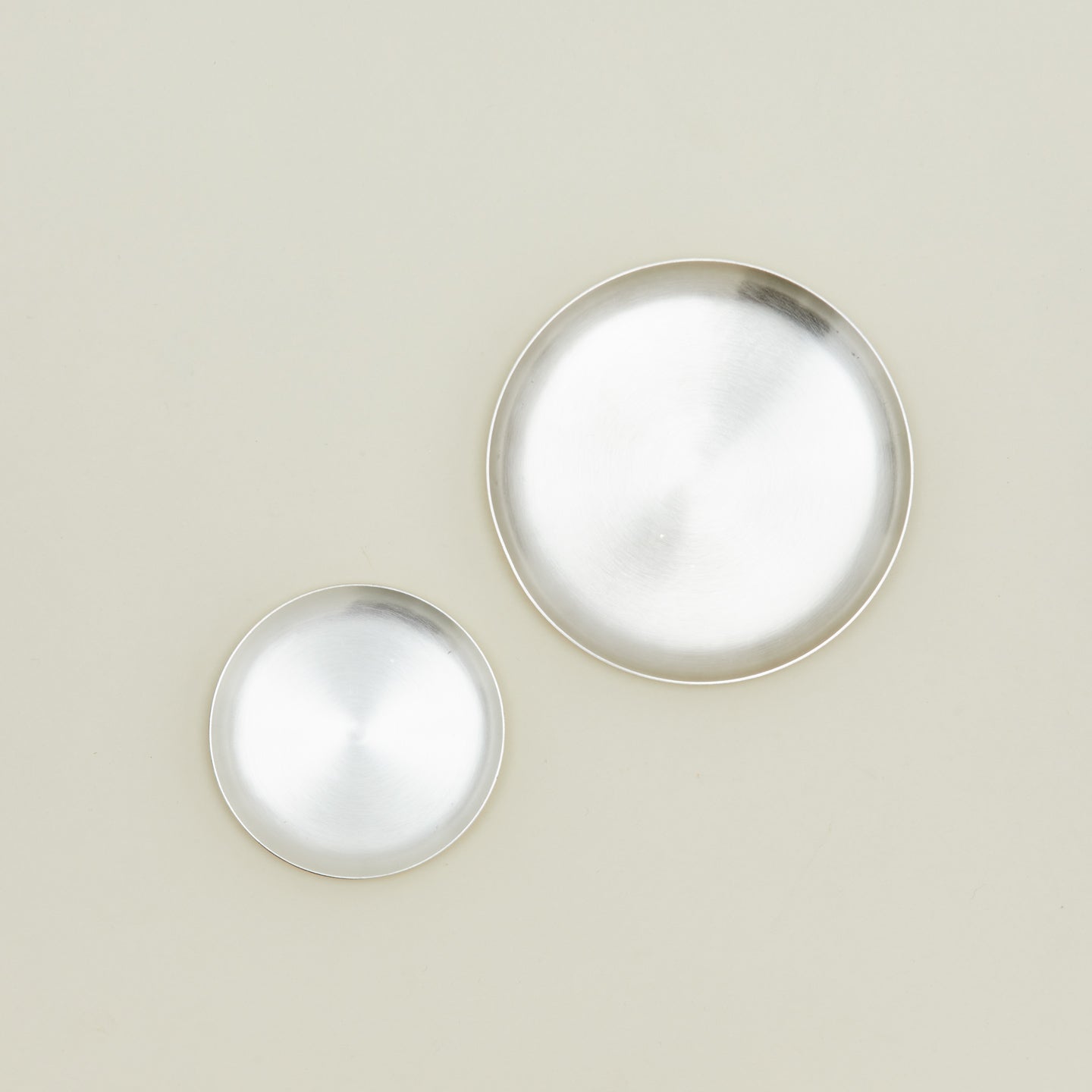 Round Silver Plate