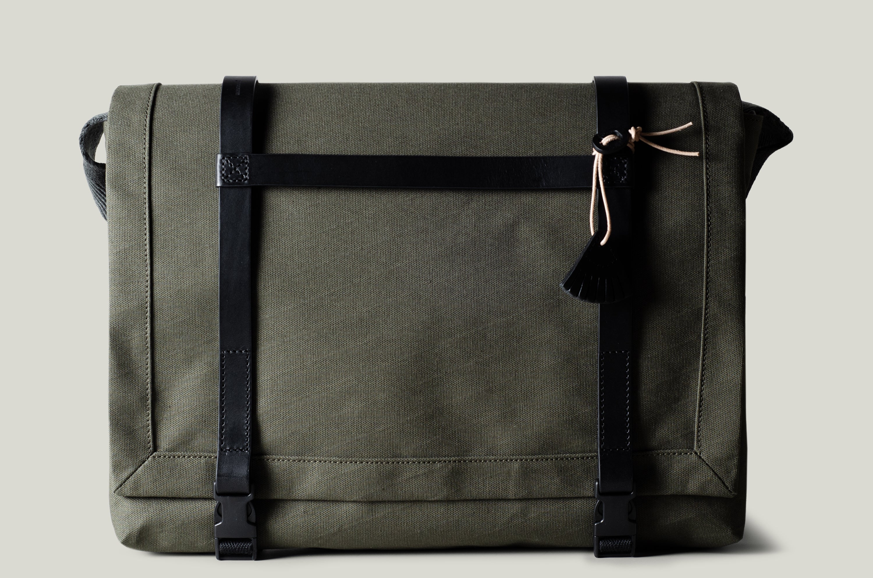 H Large Messenger Bag . Forest