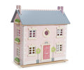 Le Toy Van Bay Tree House and Daisy Lane Furniture Bundle