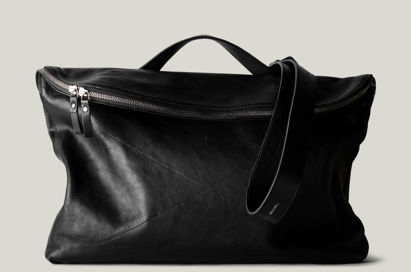 Laidback Messenger . Coal