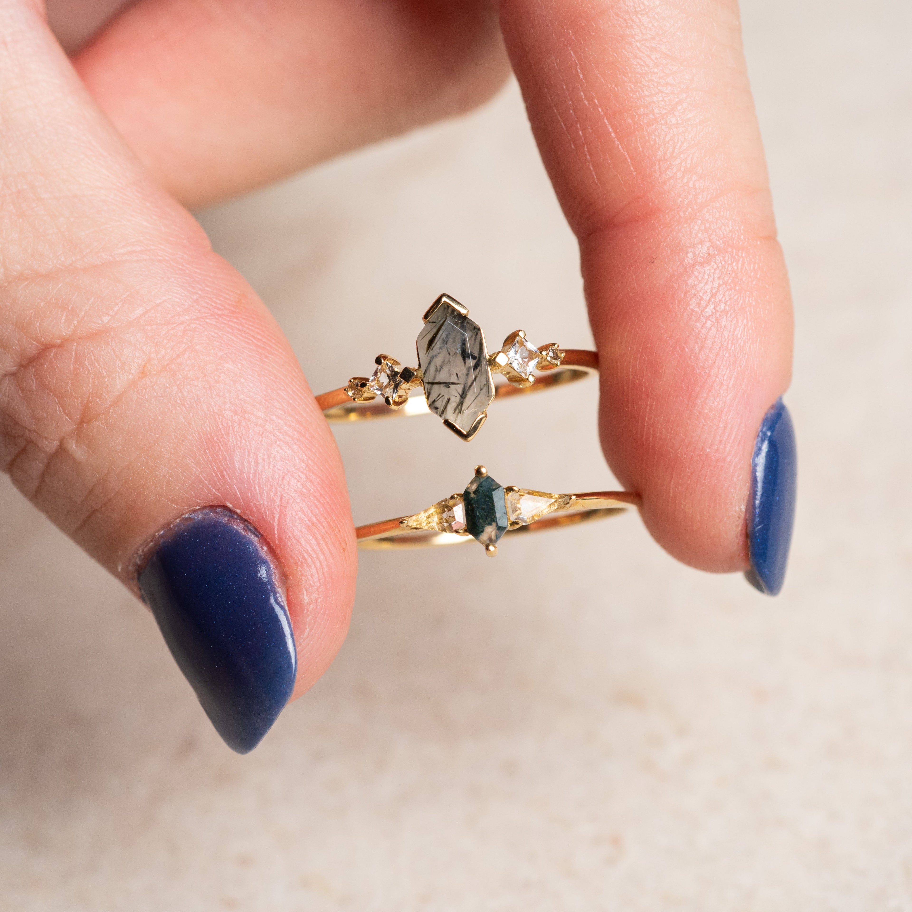 Solid Gold Aquatic Agate Elements Hexagon Ring