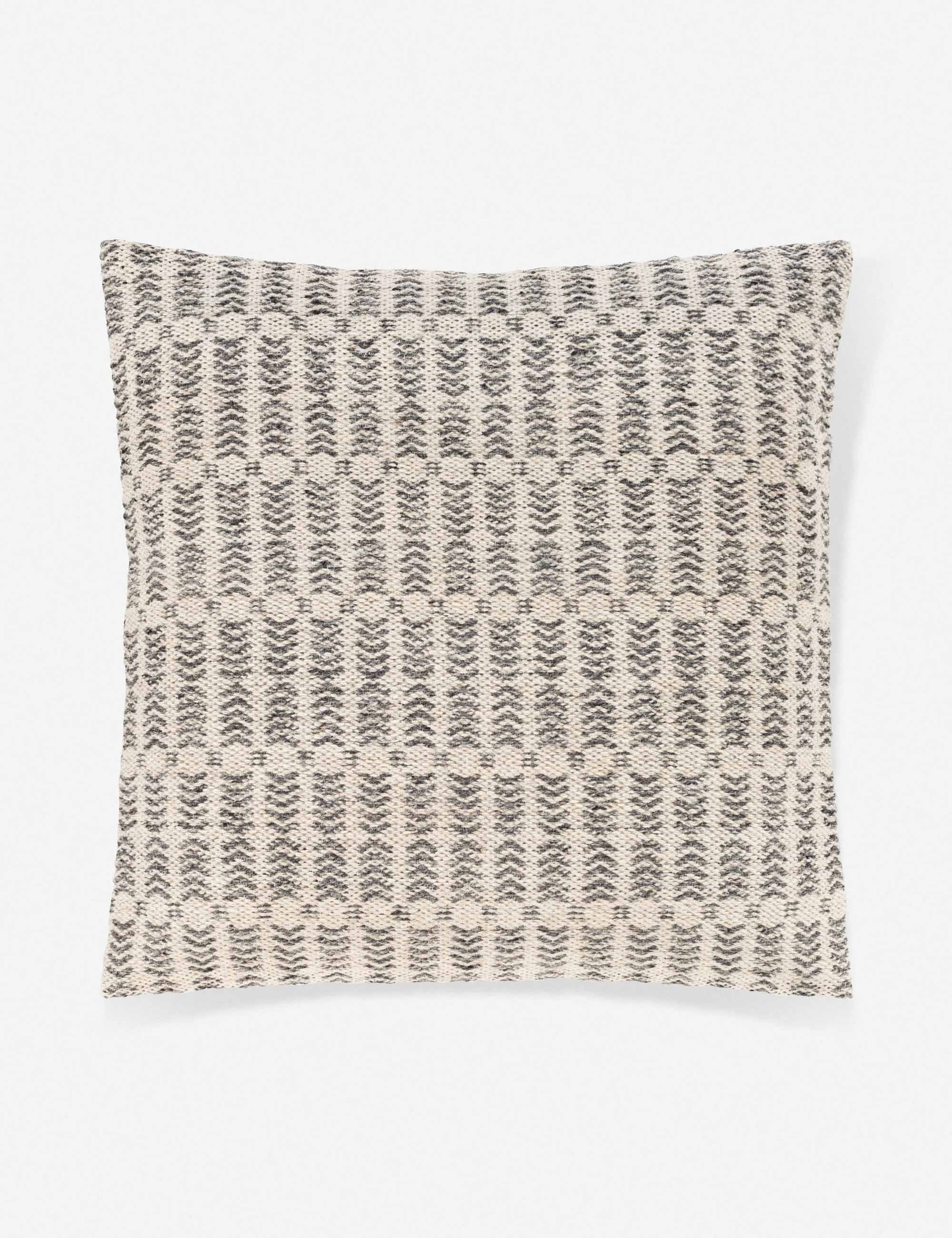 Nysa Pillow