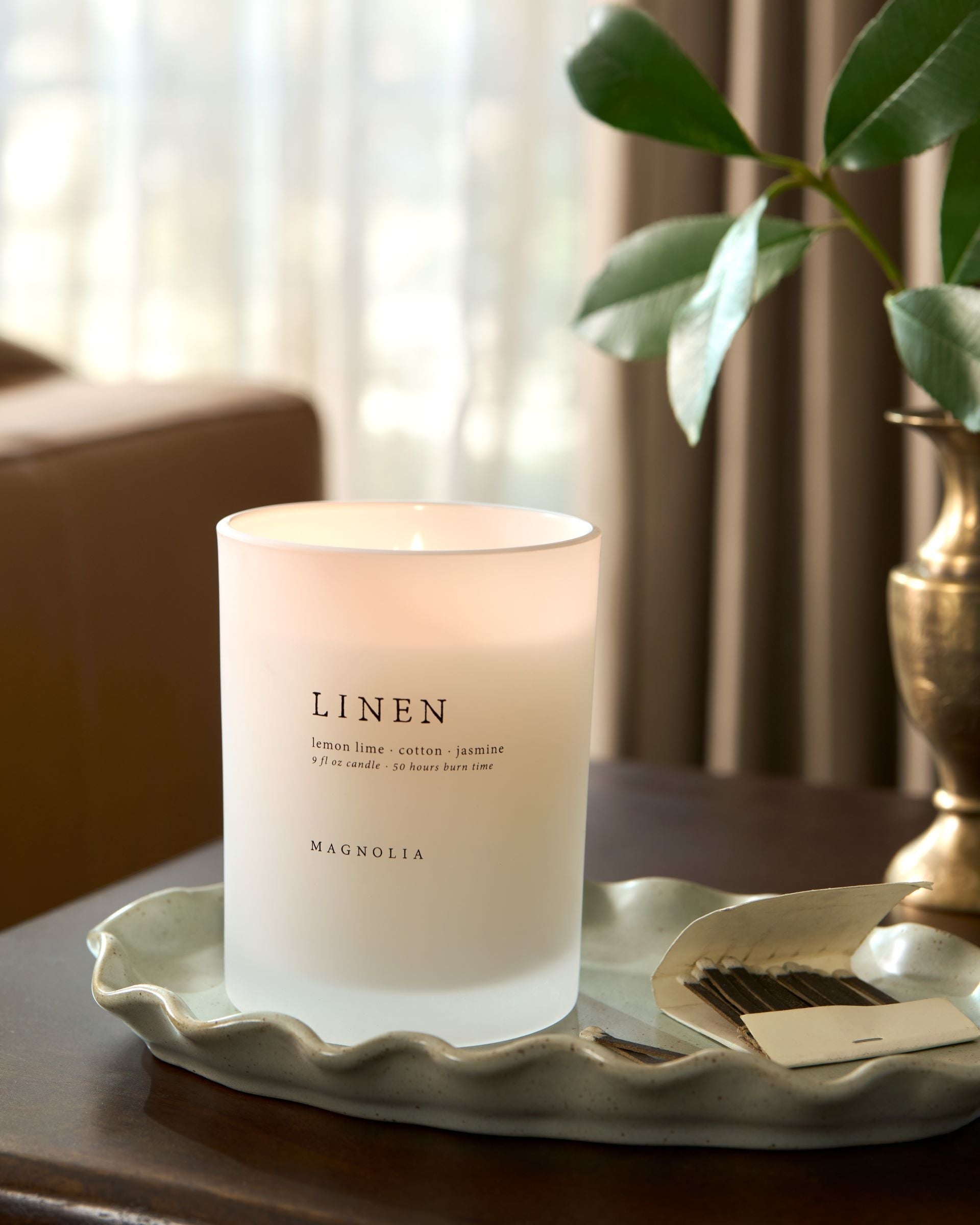 Magnolia Linen Candle