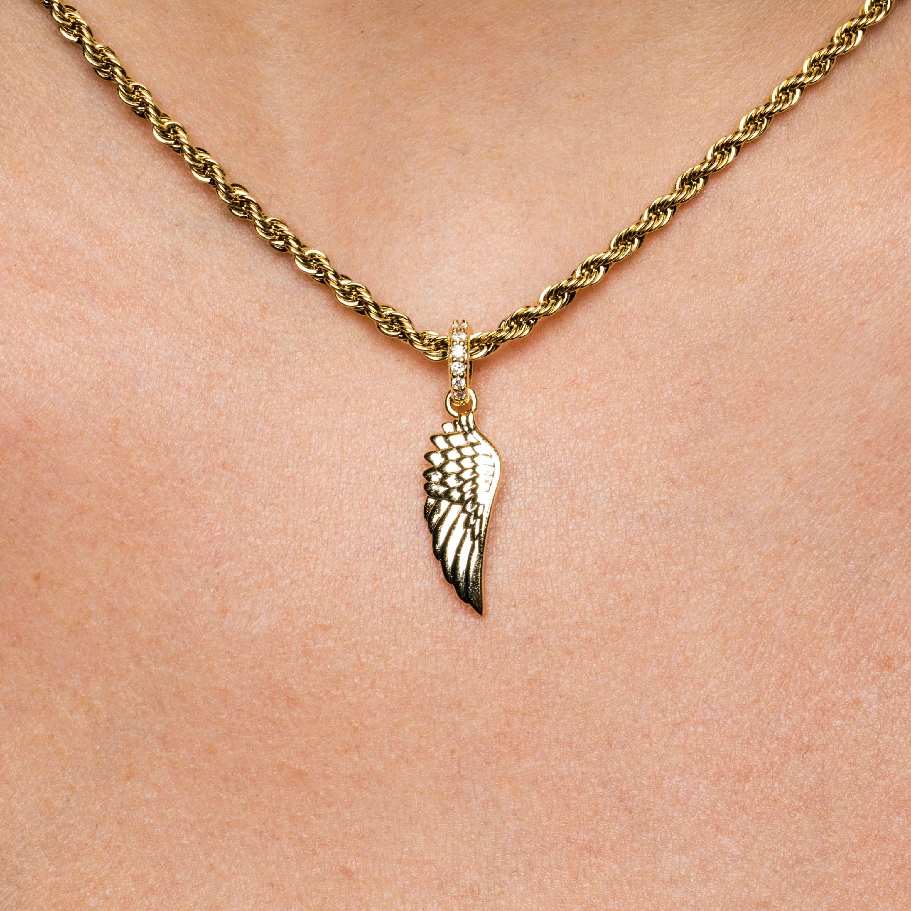 Micro Wing Pendant in Yellow Gold