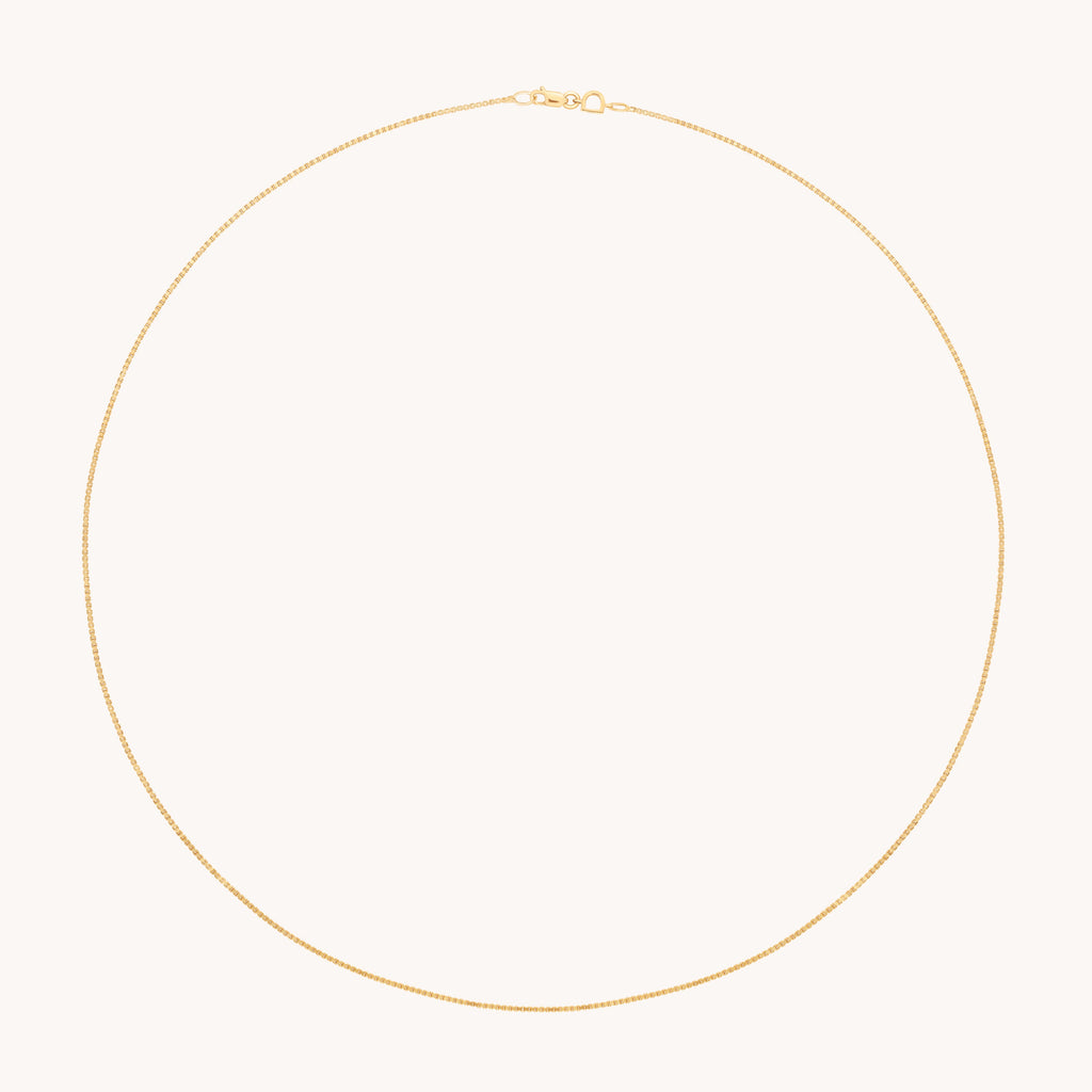 Shoreditch Story Chain Necklace in Solid Gold