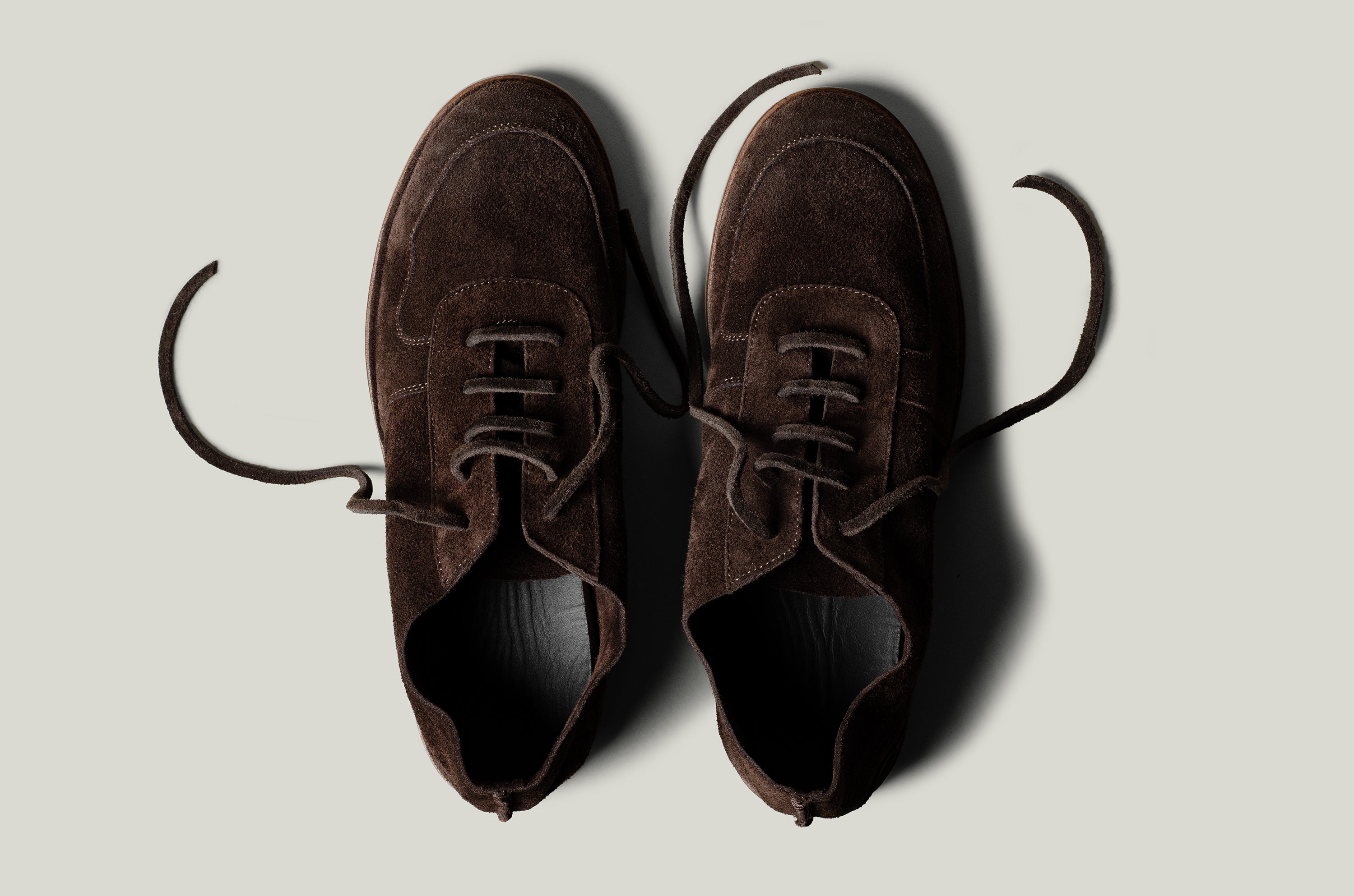 Pure Suede Shoes . Earth