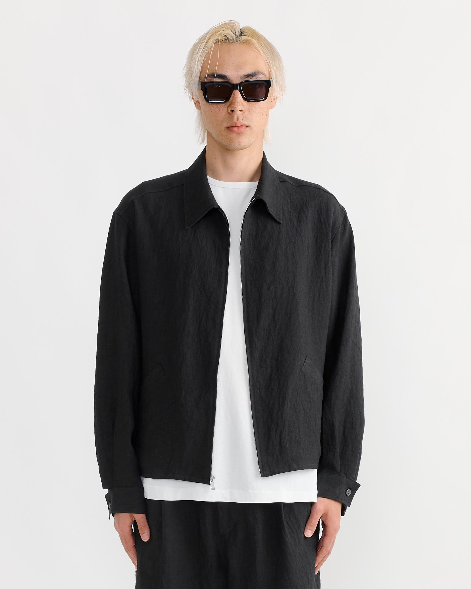4H Jacket in Sun Dried Linen Black