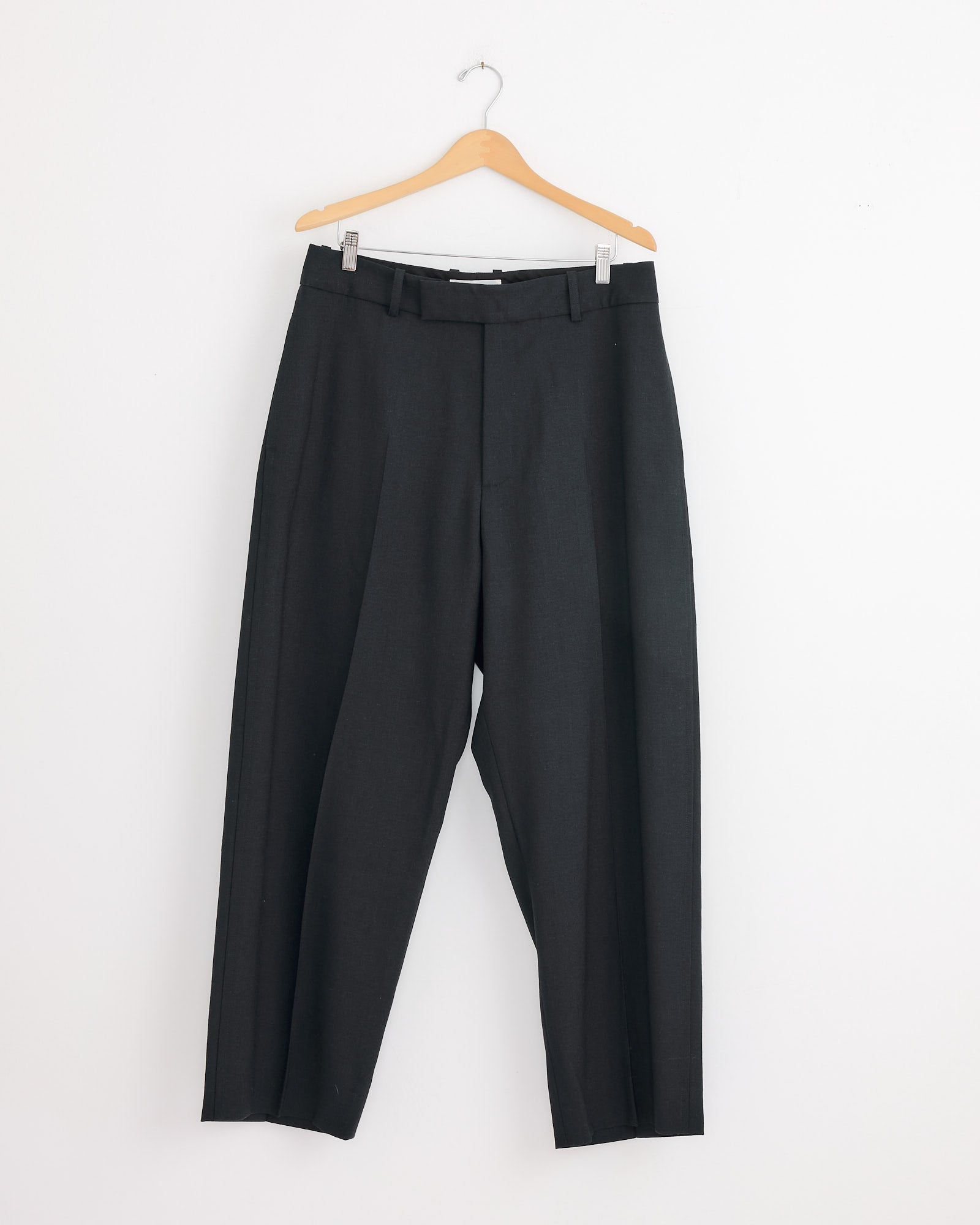 Ester Pant in Darkest Navy