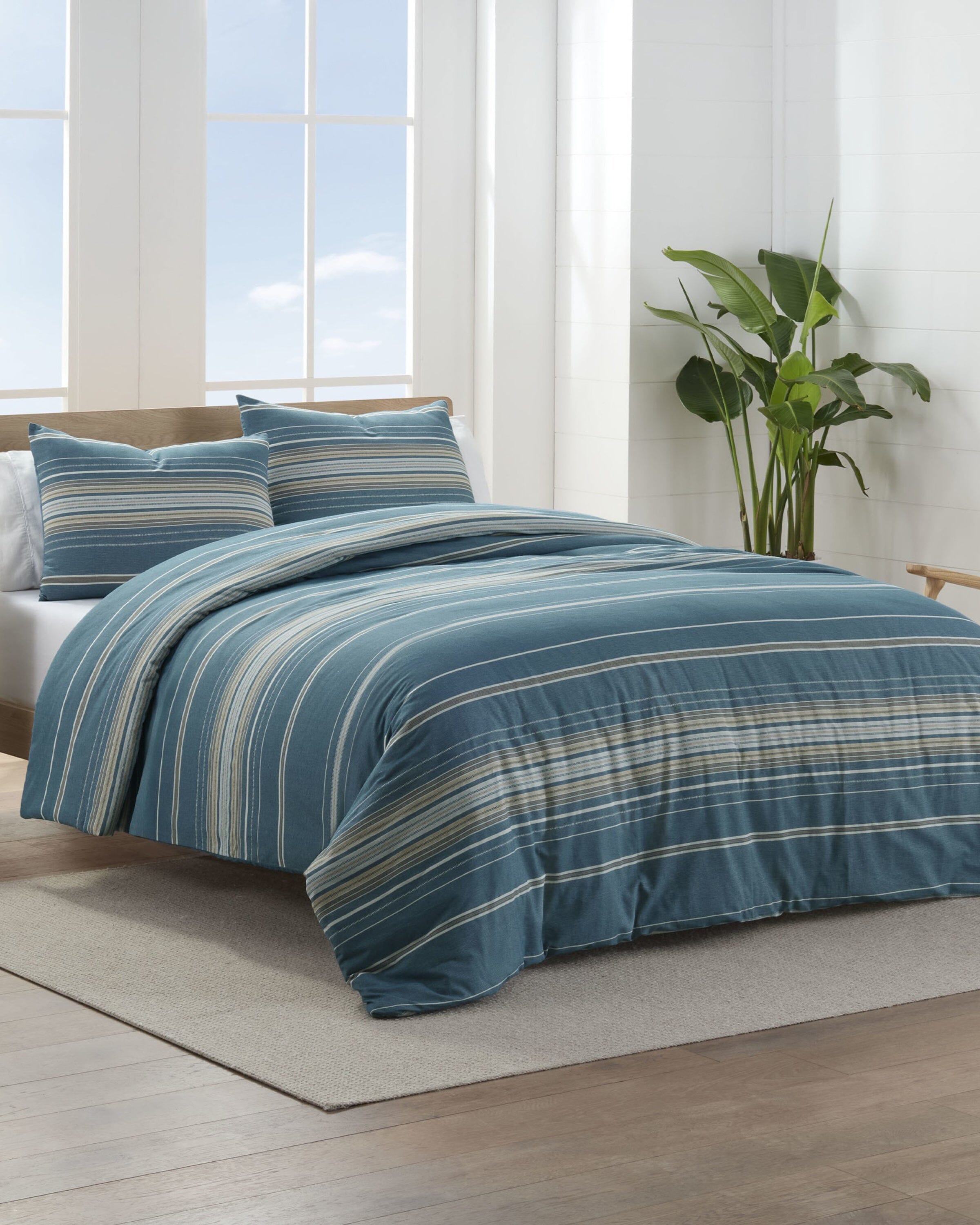 Southern Tide Camden Comforter Set