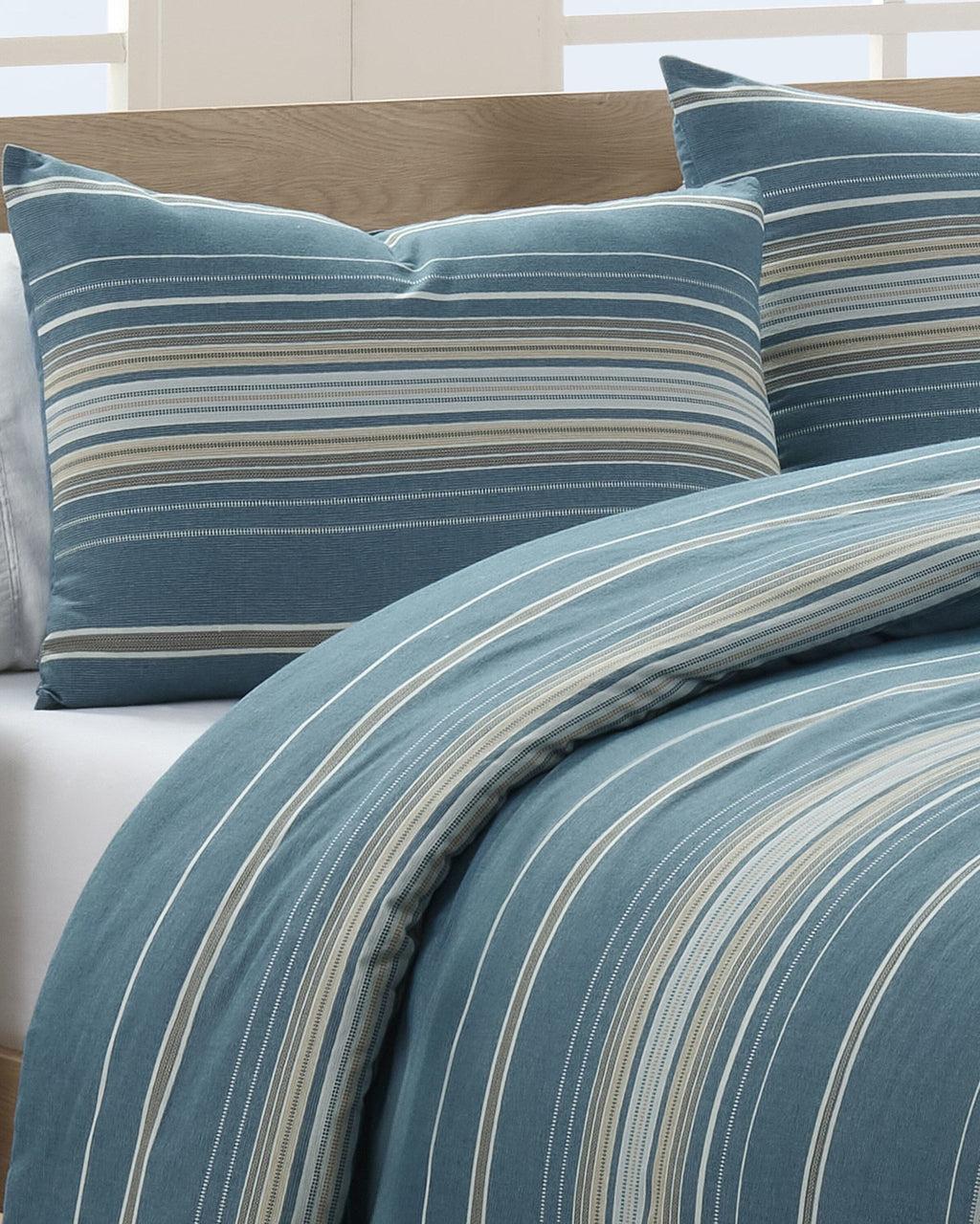 Southern Tide Camden Comforter Set