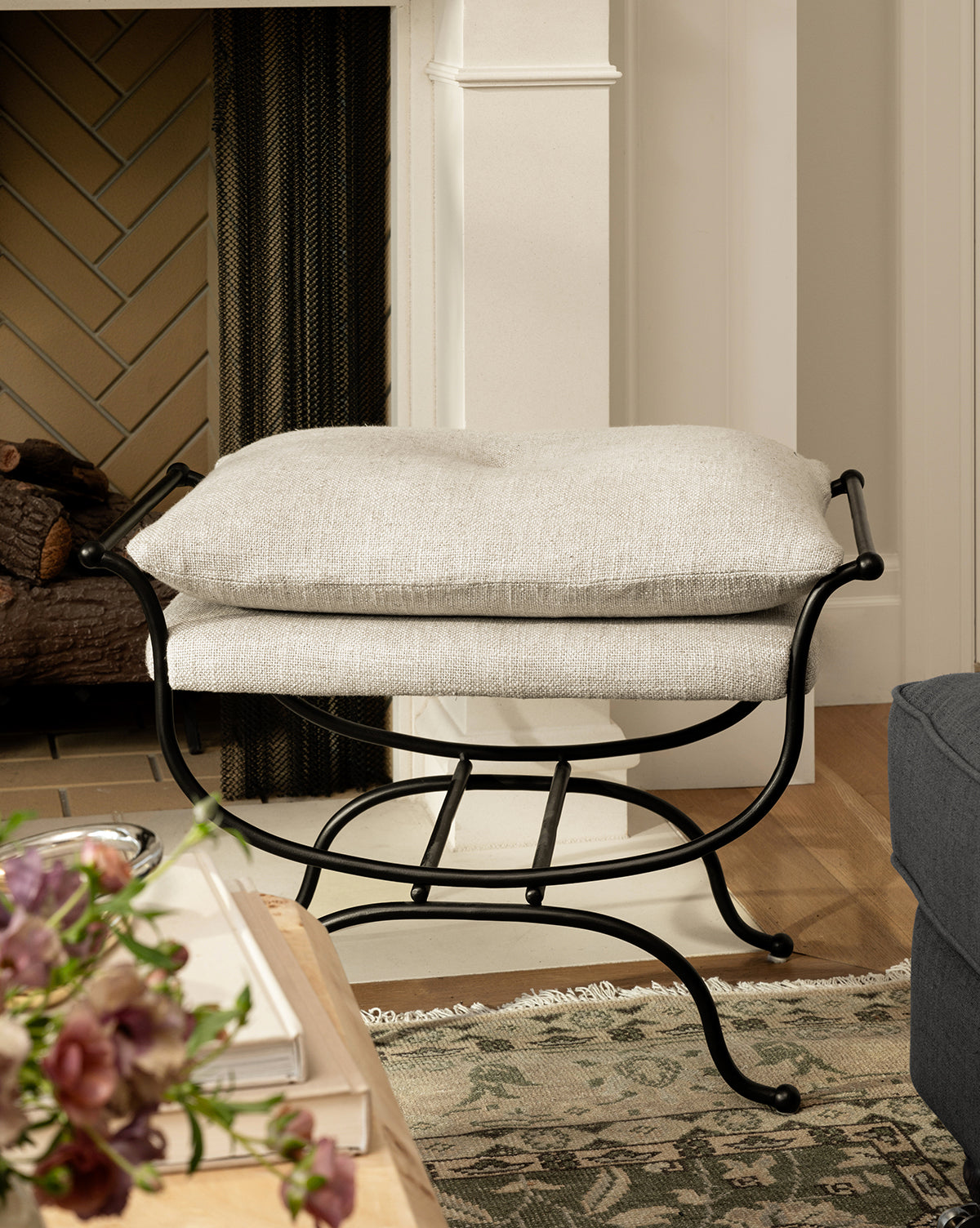 Alameda Stool