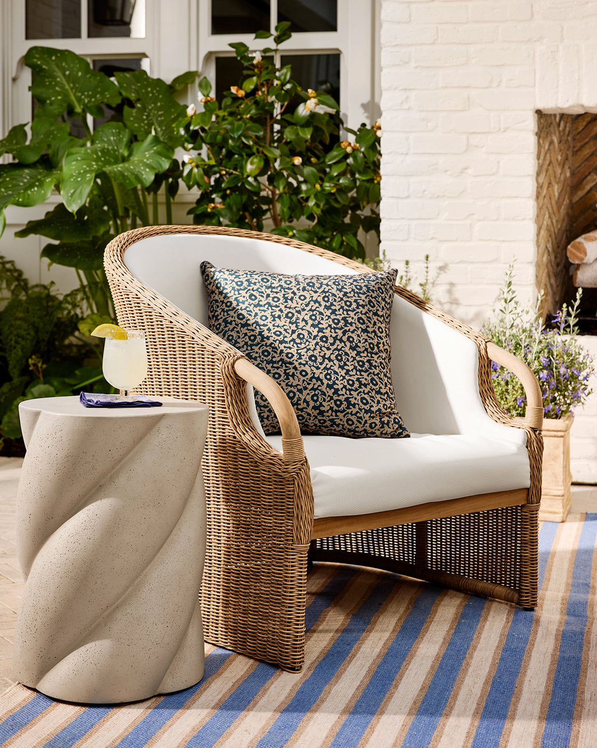 Clarkston Lounge Chair