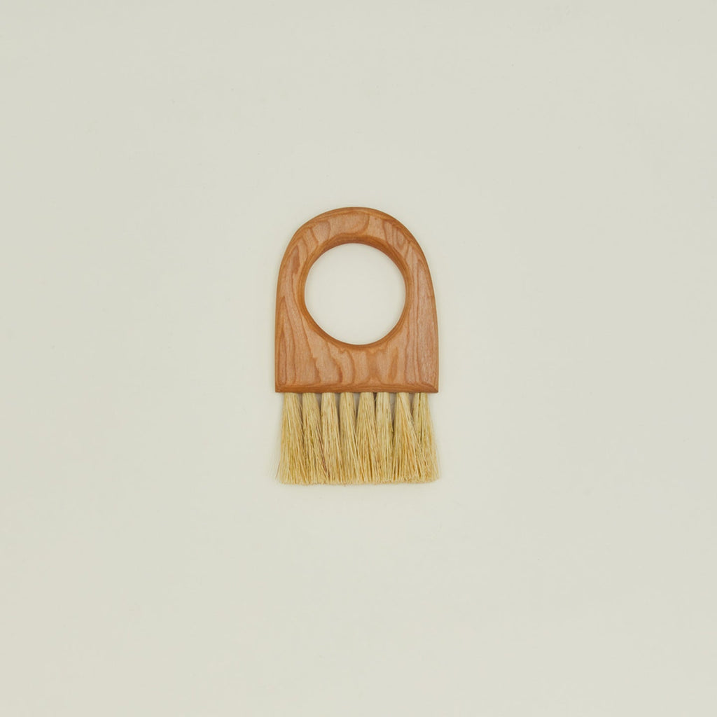 Curly Cherry Brush