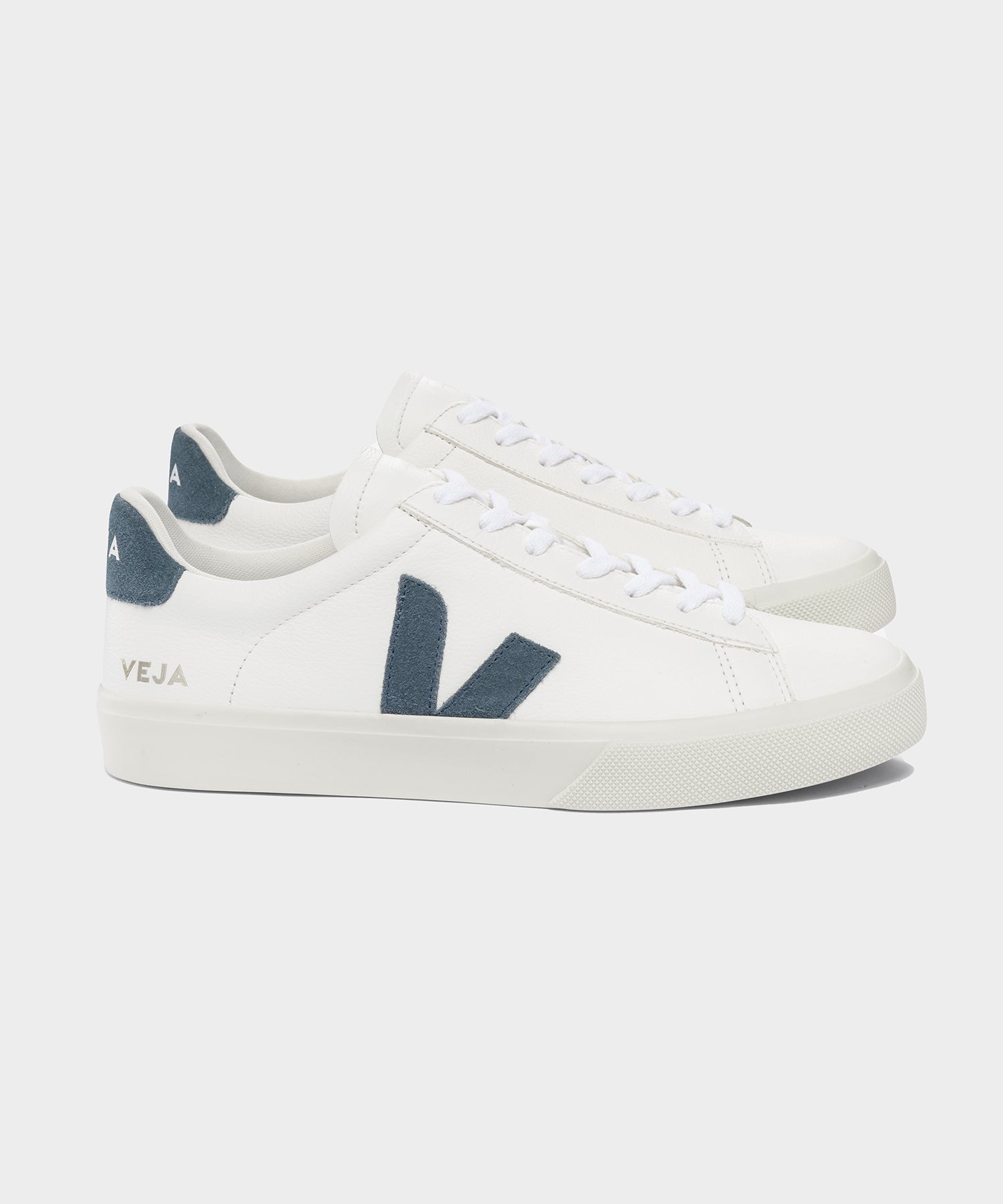 Veja Campo Low Top Leather Sneaker